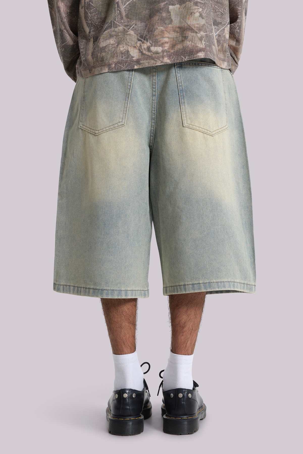 JADED LONDON Light Wash Jumbo Jorts