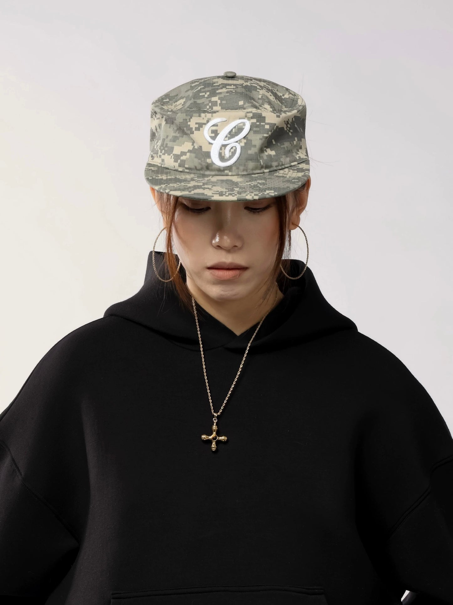 6cRAYON FLAT BRIMMED BASEBALL CAP