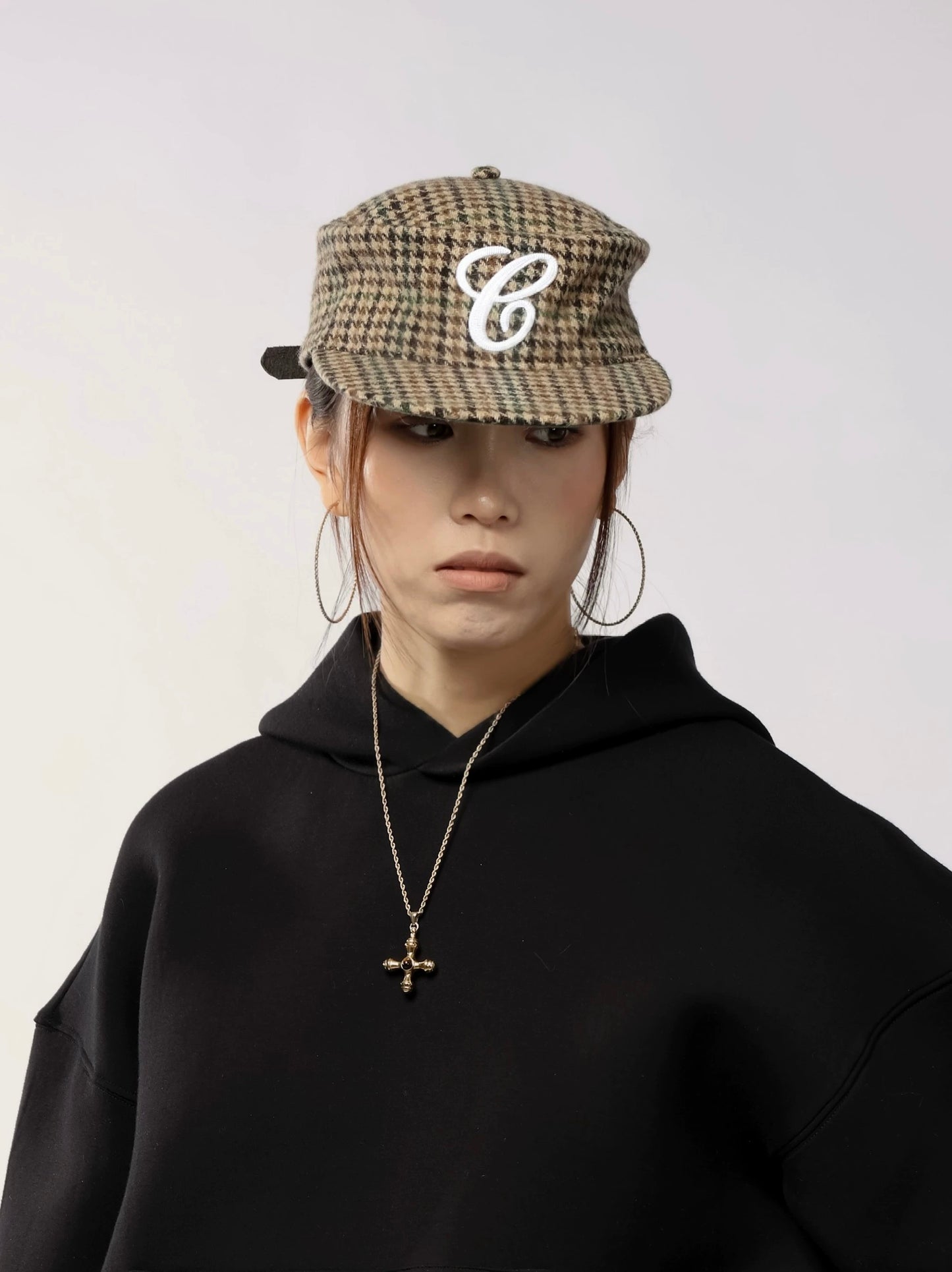 6cRAYON FLAT BRIMMED BASEBALL CAP
