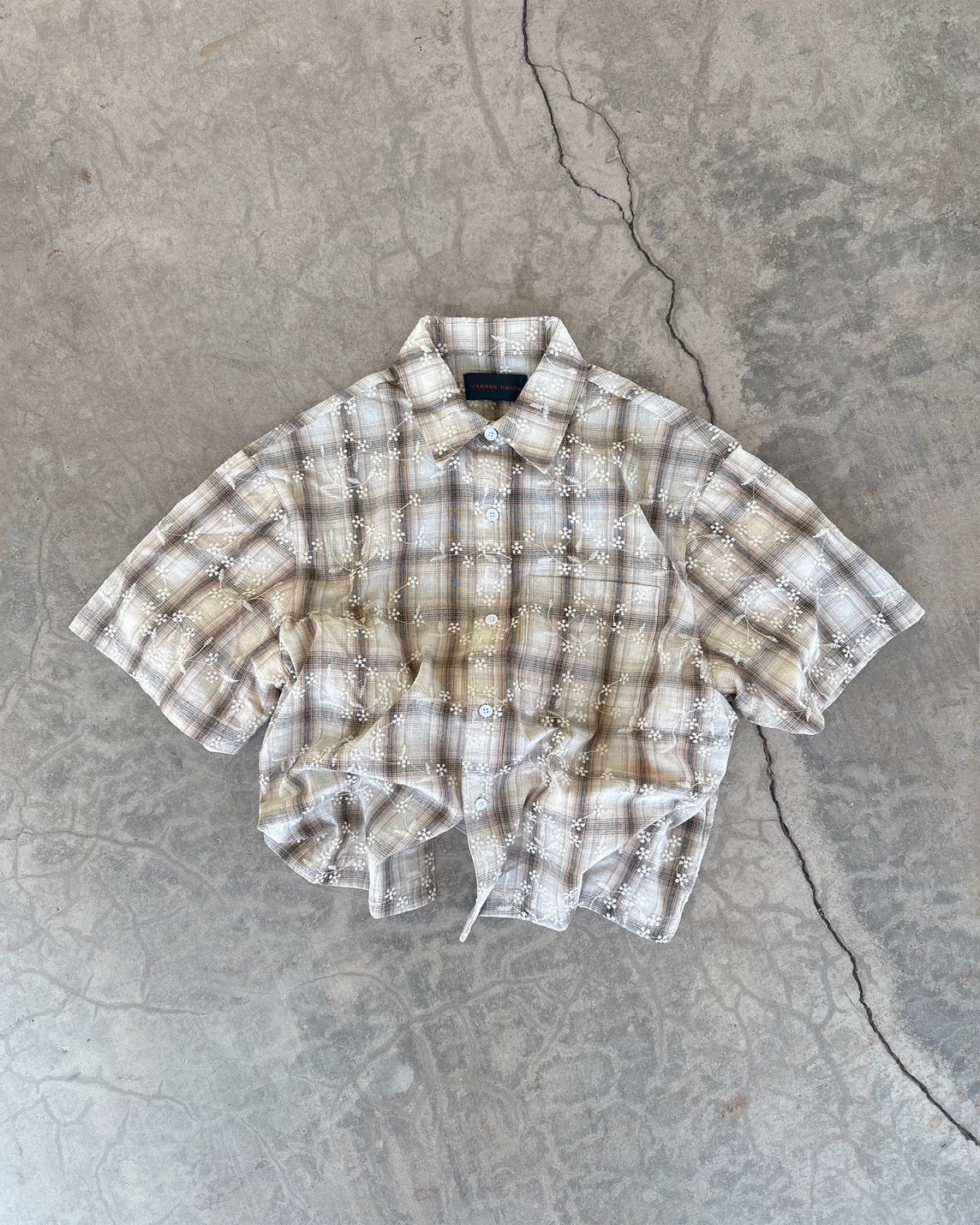 VITESSEHAUTE Embroidered Short Shirt