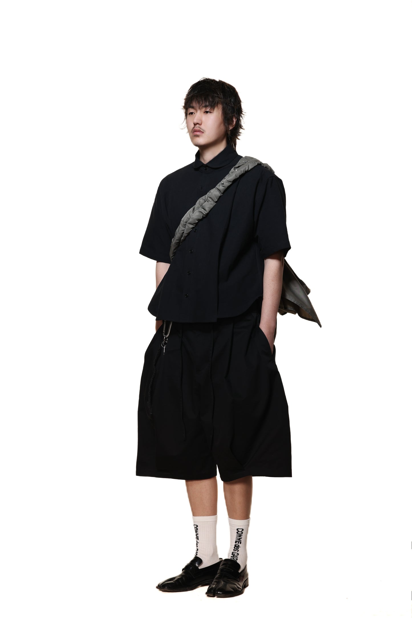 6cRAyon BLACK DOUBLE SHORTS
